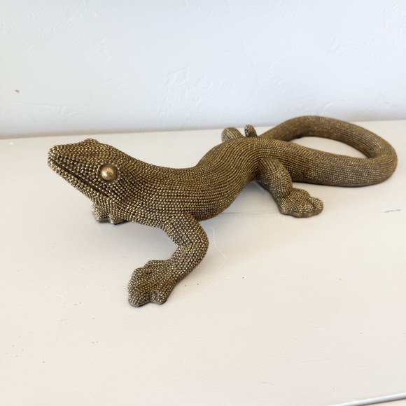Gold Textured Lizard - Picture 4 of 6